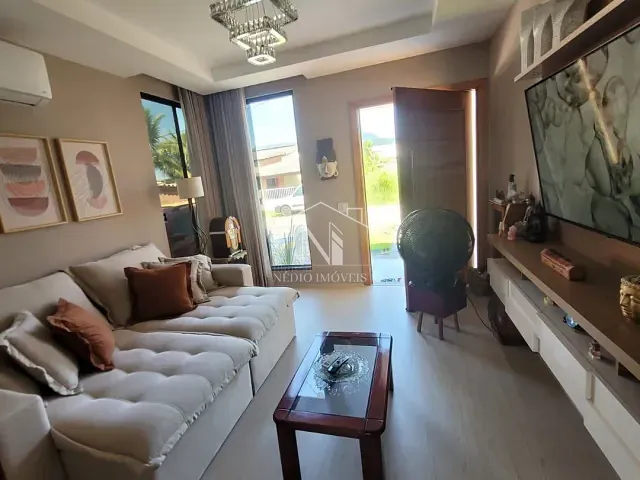 Casa com 360m² 3 quartos e 2 banheiros, à venda, no bairro Caxito em Maricá