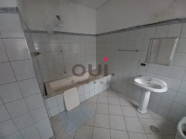 Casa com 210m² 21 quartos e 3 banheiros, à venda, no bairro Cambuci em São Paulo