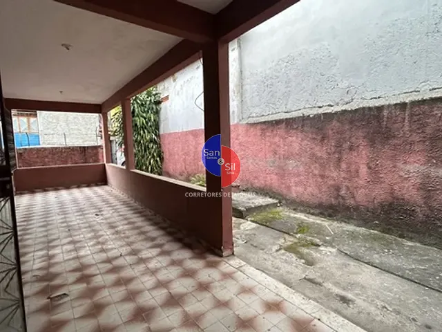 Casa 2 quartos e 1 banheiro, à venda, no bairro Praia do Imperador (Guia de Pacobaíba) em Magé
