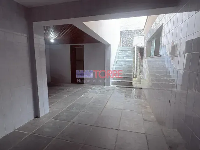Casa 4 quartos e 5 banheiros, à venda ou para alugar, no bairro Góes Calmon em Itabuna
