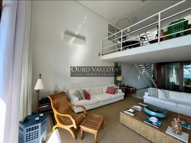 Casa 5 quartos e 4 banheiros, à venda, no bairro Bal Pernambuco em Guarujá