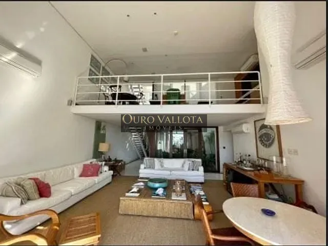 Casa 5 quartos e 4 banheiros, à venda, no bairro Bal Pernambuco em Guarujá