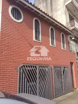 Casa, 2 quartos, 216 m² - Foto 1