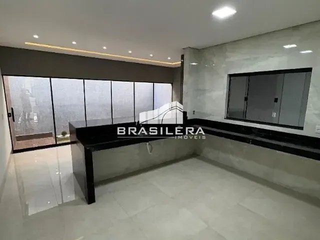 Casa com 180m² 3 quartos e 3 banheiros, à venda, no bairro Goiá 2 em Goiânia