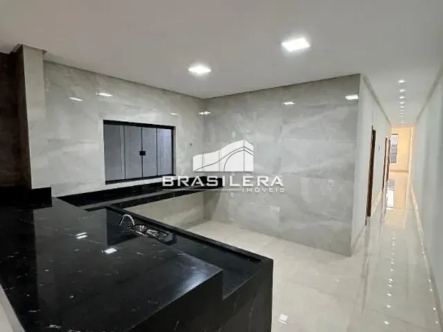Casa com 180m² 3 quartos e 3 banheiros, à venda, no bairro Goiá 2 em Goiânia