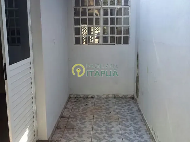 Casa com 170m² 3 quartos e 3 banheiros, à venda, no bairro Newton Guimarães em Londrina