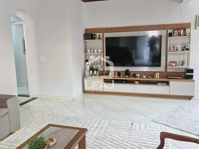 Casa com 400m² 4 quartos e 2 banheiros, à venda, no bairro Refúgio da Serra em Itapecerica da Serra