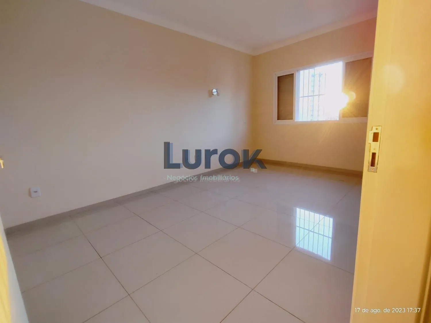Casa, 3 quartos, 250 m² - Foto 11
