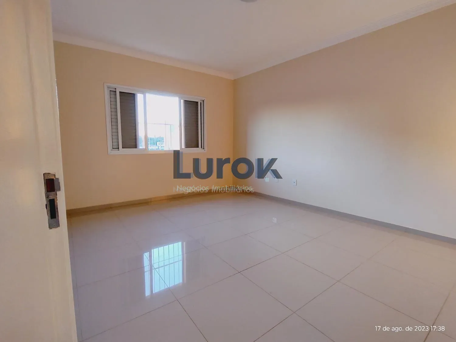 Casa, 3 quartos, 250 m² - Foto 17
