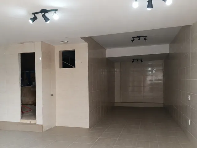 Casa com 80m² 2 quartos e 2 banheiros, à venda, no bairro Vila Valqueire em Rio de Janeiro