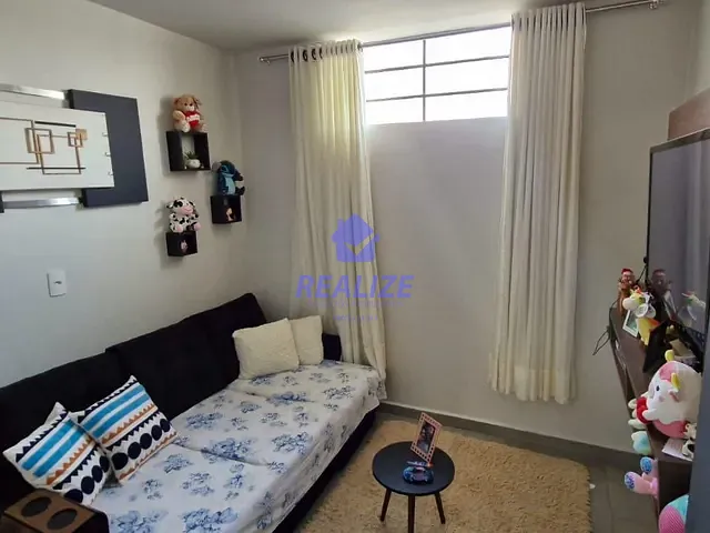 Casa com 250m² 3 quartos e 1 banheiro, à venda, no bairro Vila Casa Branca em Botucatu