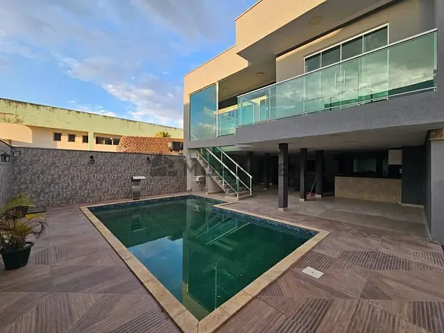 Casa 3 quartos e 2 banheiros, à venda, no bairro Centro em Piranguinho