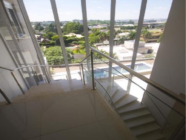 Casa com 1200m² 5 quartos e 10 banheiros, à venda, no bairro Jardim Paulista em Barueri