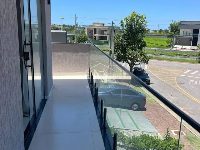 Casa com 393m² 5 quartos e 3 banheiros, à venda, no bairro Itapeba em Maricá