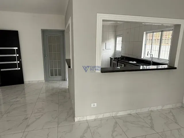 Casa com 287m² 3 quartos e 2 banheiros, à venda, no bairro Jardim Satélite em São José dos Campos