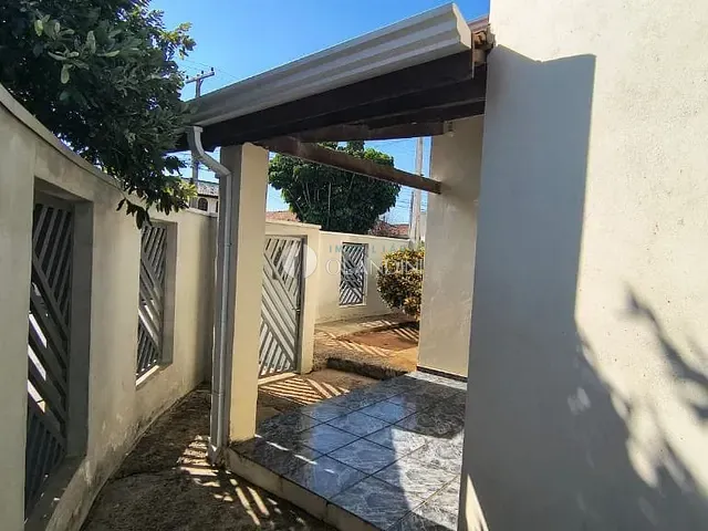 Casa com 217m² 3 quartos e 1 banheiro, à venda, no bairro Nosso Recanto em Artur Nogueira