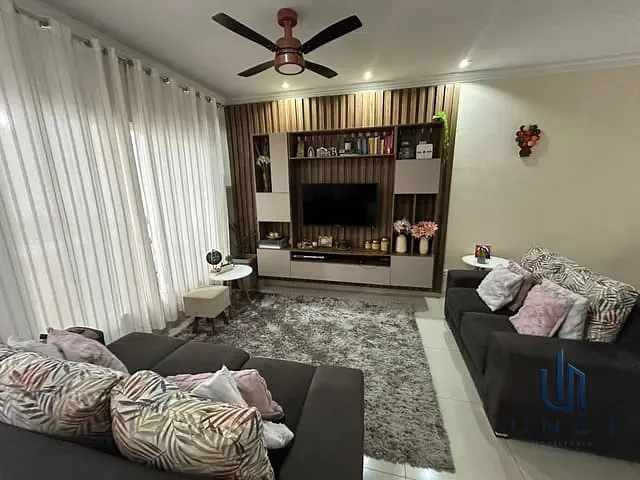 Casa 3 quartos e 2 banheiros, à venda, no bairro Retiro em Volta Redonda