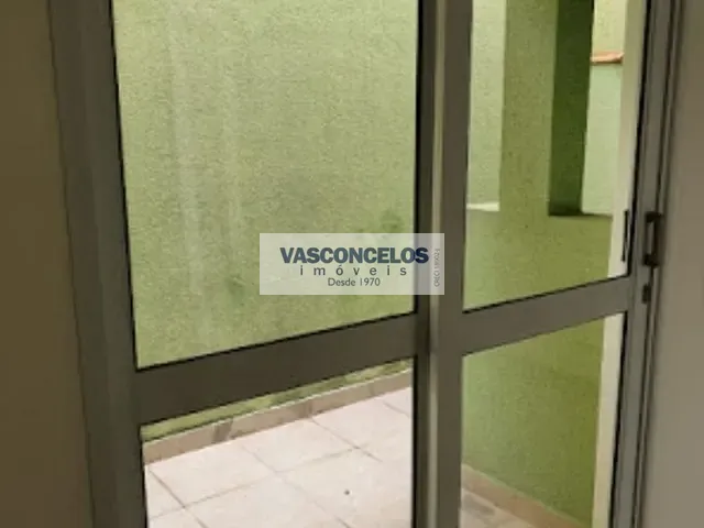 Casa com 70m² 3 quartos e 1 banheiro, à venda ou para alugar, no bairro Monte Castelo em São José dos Campos