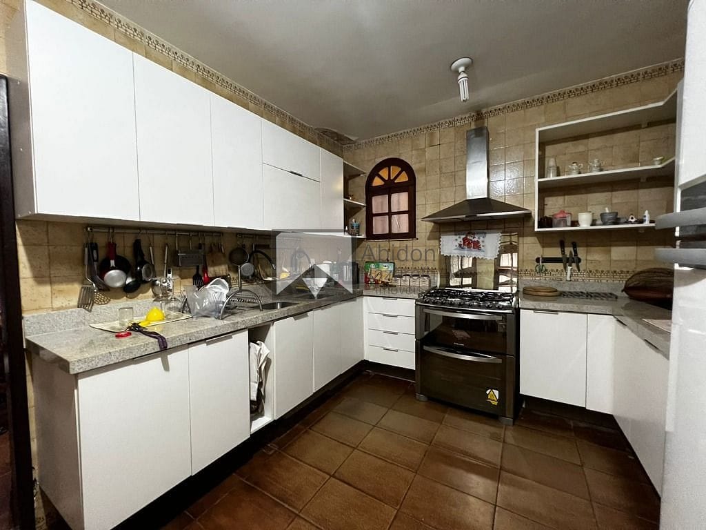 Casa, 4 quartos, 220 m² - Foto 19