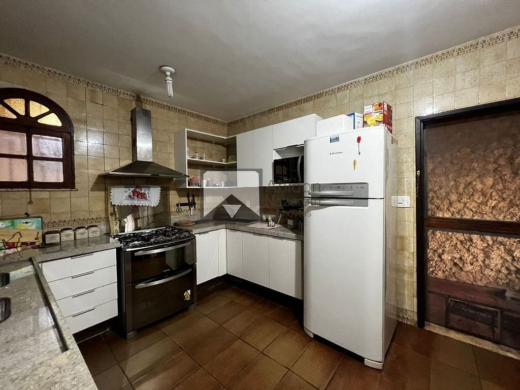 Casa, 4 quartos, 220 m² - Foto 22