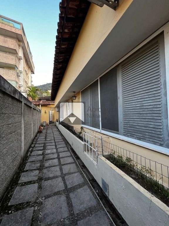 Casa, 4 quartos, 220 m² - Foto 45