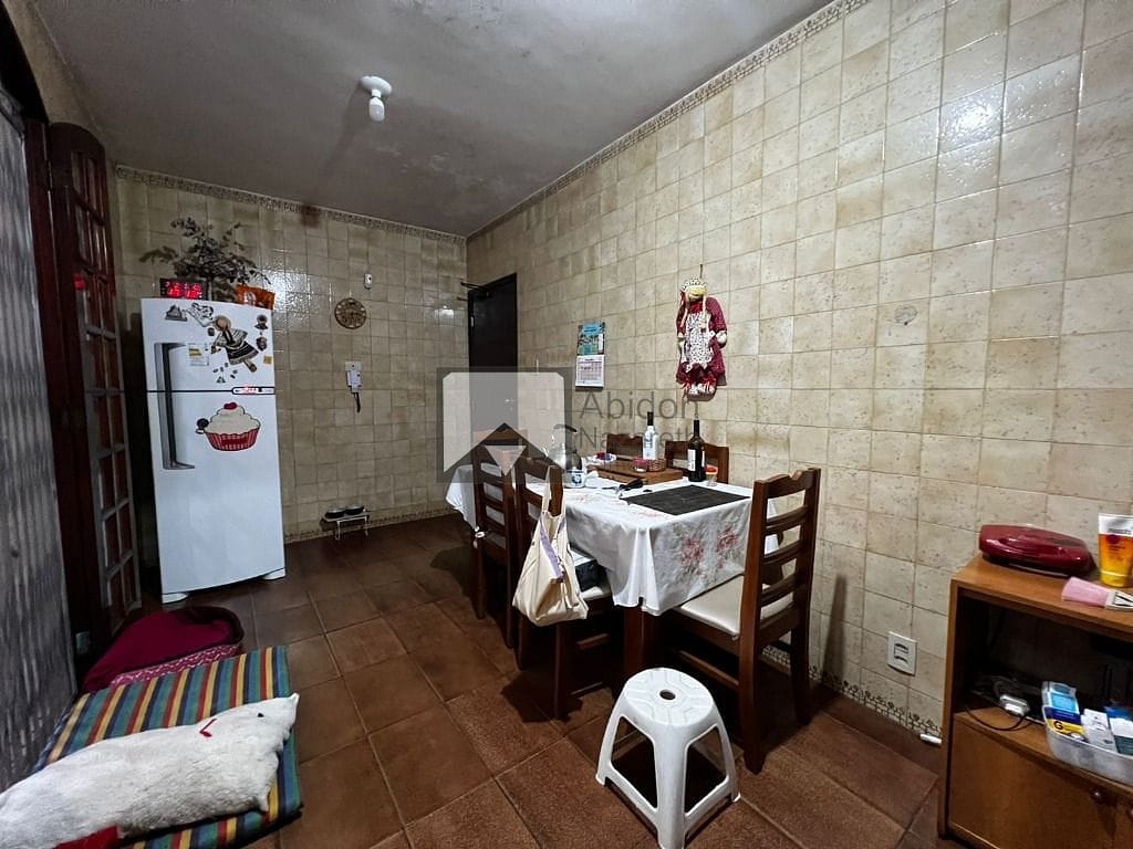 Casa, 4 quartos, 220 m² - Foto 30