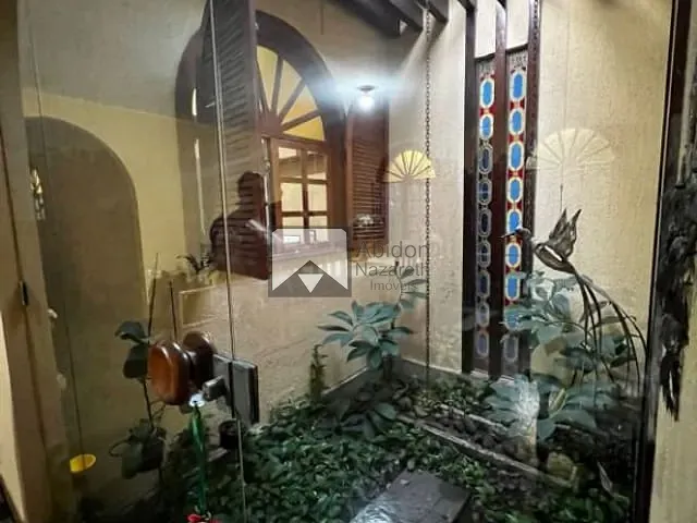 Casa com 500m² 4 quartos e 3 banheiros, à venda, no bairro São Francisco em Niterói