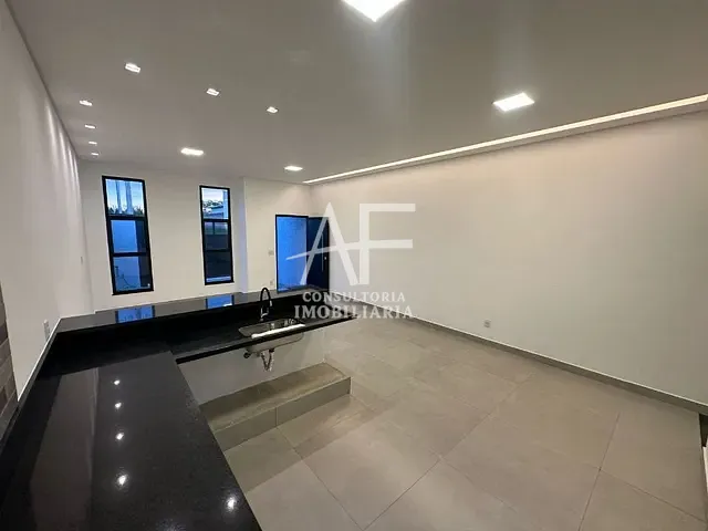 Casa com 125m² 3 quartos e 2 banheiros, à venda, no bairro Residencial Antares em Taubaté