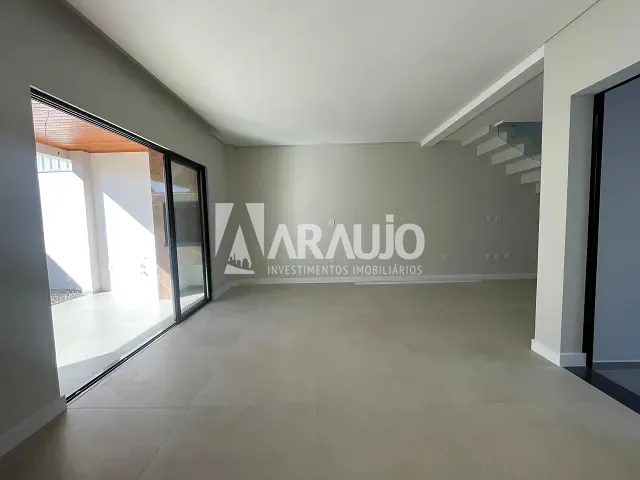Casa com 158m² 3 quartos e 2 banheiros, à venda, no bairro São Vicente em Itajaí