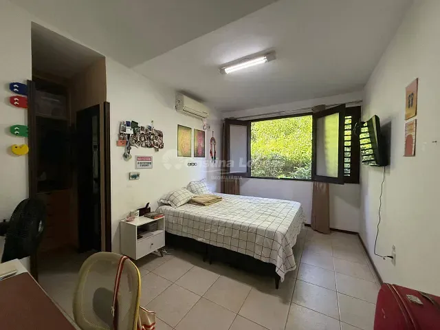 Casa com 720m² 4 quartos e 5 banheiros, à venda, no bairro Uruguai em Teresina