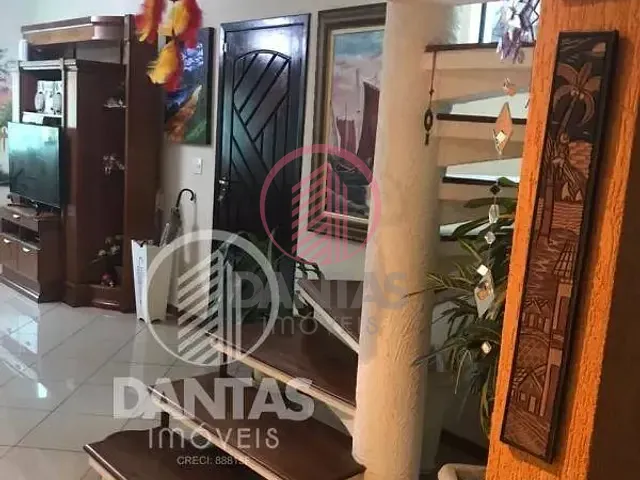 Casa com 125m² 4 quartos e 3 banheiros, à venda, no bairro Bela Vista em Osasco