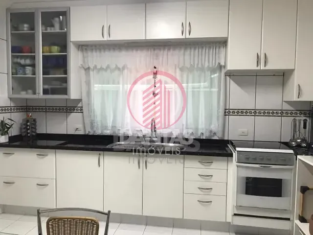 Casa com 125m² 4 quartos e 3 banheiros, à venda, no bairro Bela Vista em Osasco
