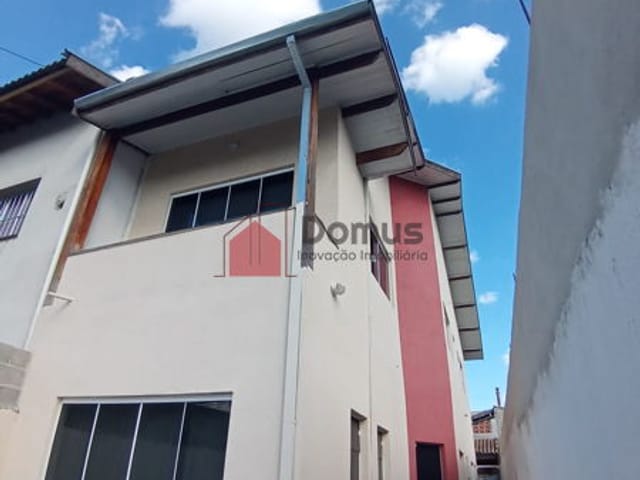 Casa à venda, no bairro Residencial Mombaça em Pindamonhangaba