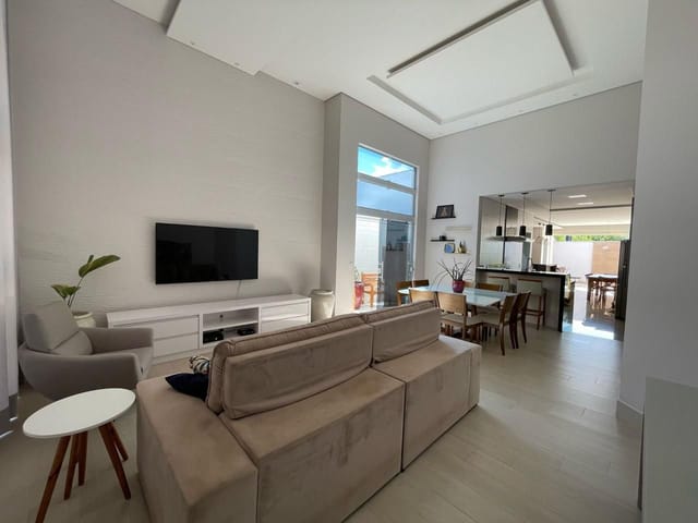 Casa com 390m² 3 quartos e 1 banheiro, à venda, no bairro Loteamento Beira Rios em Santa Bárbara D'Oeste