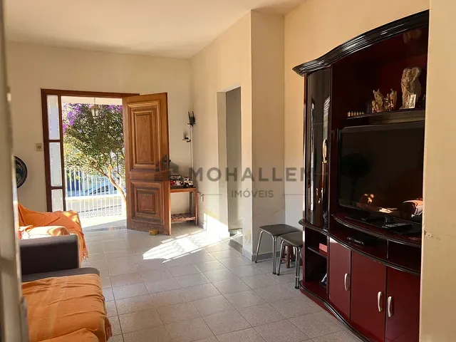 Casa 4 quartos e 2 banheiros, à venda, no bairro Centro em Piranguinho