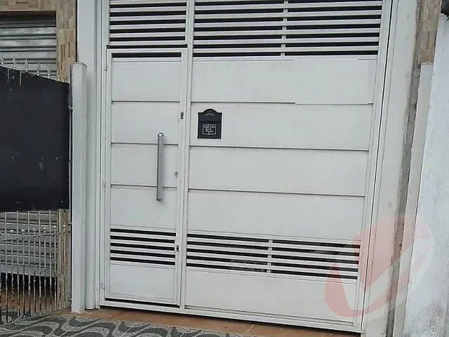 Casa com 125m² 2 quartos e 2 banheiros, à venda, no bairro Caiçara em Praia Grande