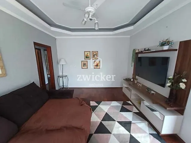 Casa com 364m² 3 quartos e 2 banheiros, à venda, no bairro Vila São João da Boa Vista em Bauru