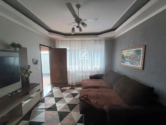 Casa com 364m² 3 quartos e 2 banheiros, à venda, no bairro Vila São João da Boa Vista em Bauru