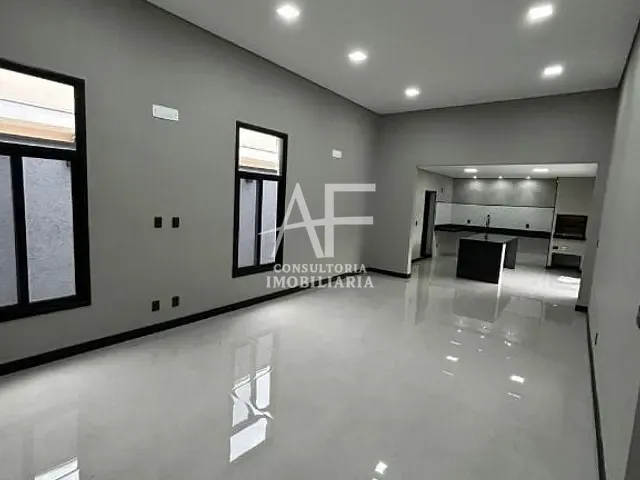 Casa com 300m² 3 quartos e 2 banheiros, à venda, no bairro Condomínio Ouro Ville em Taubaté