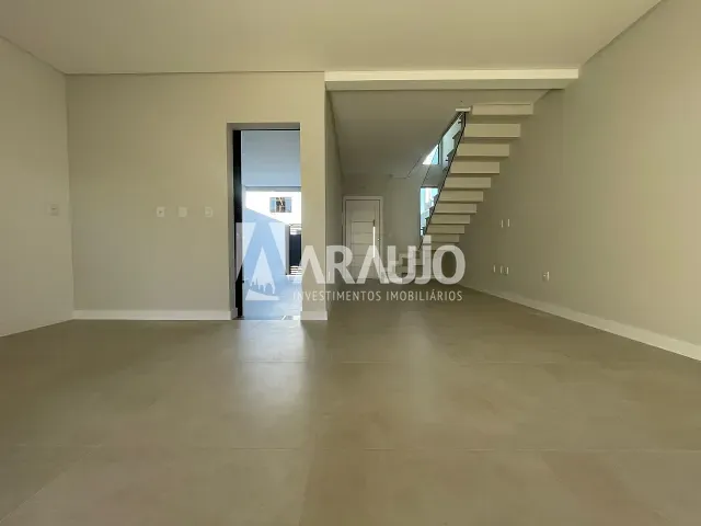 Casa com 158m² 3 quartos e 2 banheiros, à venda, no bairro São Vicente em Itajaí