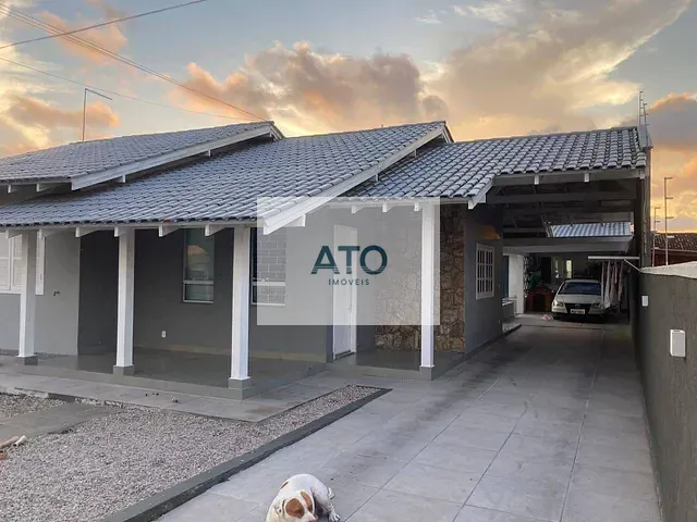 Casa com 4001m² 4 quartos e 3 banheiros, à venda, no bairro UNIVERSITÁRIO em Tijucas