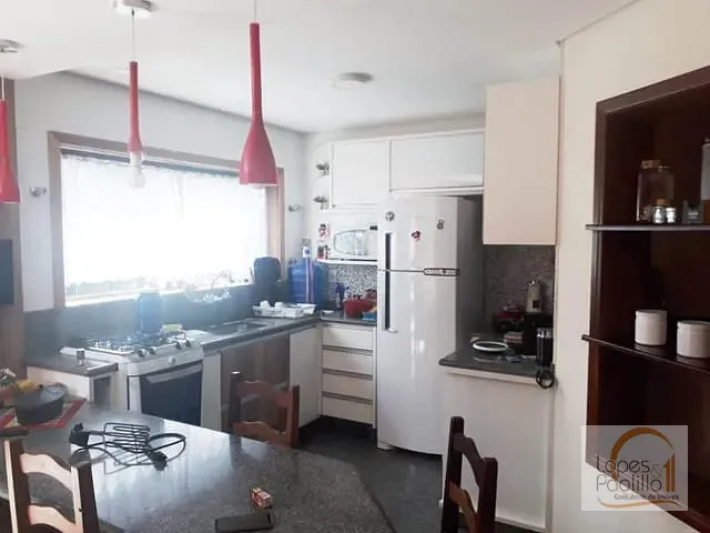 Casa com 160m² 3 quartos e 3 banheiros, à venda, no bairro Centro em Atibaia