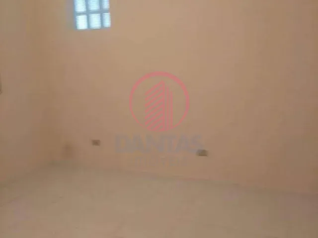 Casa 1 quarto e 1 banheiro, para alugar, no bairro Veloso em Osasco
