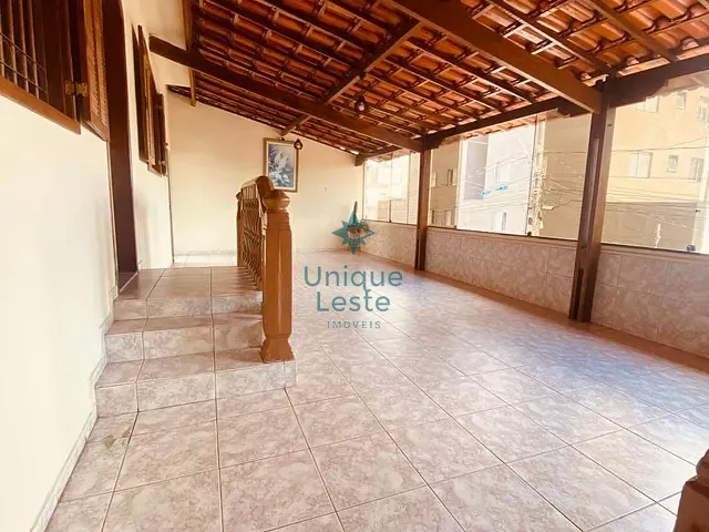 Casa 4 quartos e 2 banheiros, à venda, no bairro Salgado Filho em Belo Horizonte