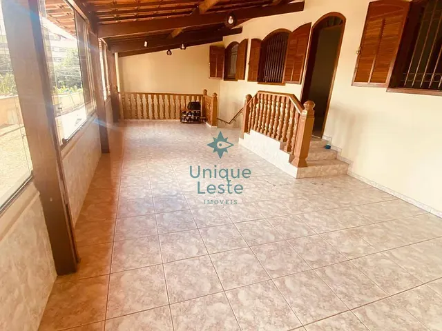 Casa 4 quartos e 2 banheiros, à venda, no bairro Salgado Filho em Belo Horizonte