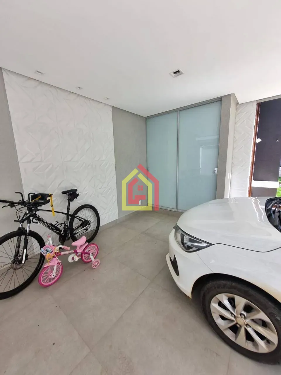 Casa à venda com 3 quartos, 3 suítes, 2 vagas e 165m² no Mirante do Vale, Marabá (PA) — foto 2 de 19