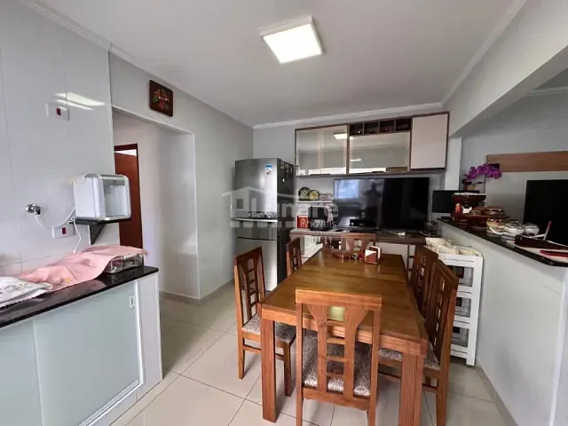 Casa com 125m² 2 quartos e 1 banheiro, à venda, no bairro Mogi Moderno em Mogi das Cruzes