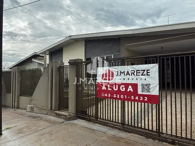Casa com 450m² 3 quartos e 2 banheiros, para alugar, no bairro Centro em Apucarana