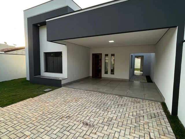 Casa com 269m² 3 quartos e 2 banheiros, à venda, no bairro Jardim Ibirapuera em Sinop