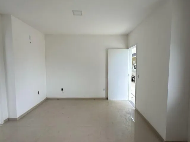 Casa com 75m² 3 quartos e 2 banheiros, à venda, no bairro Jardim Sulacap em Rio de Janeiro